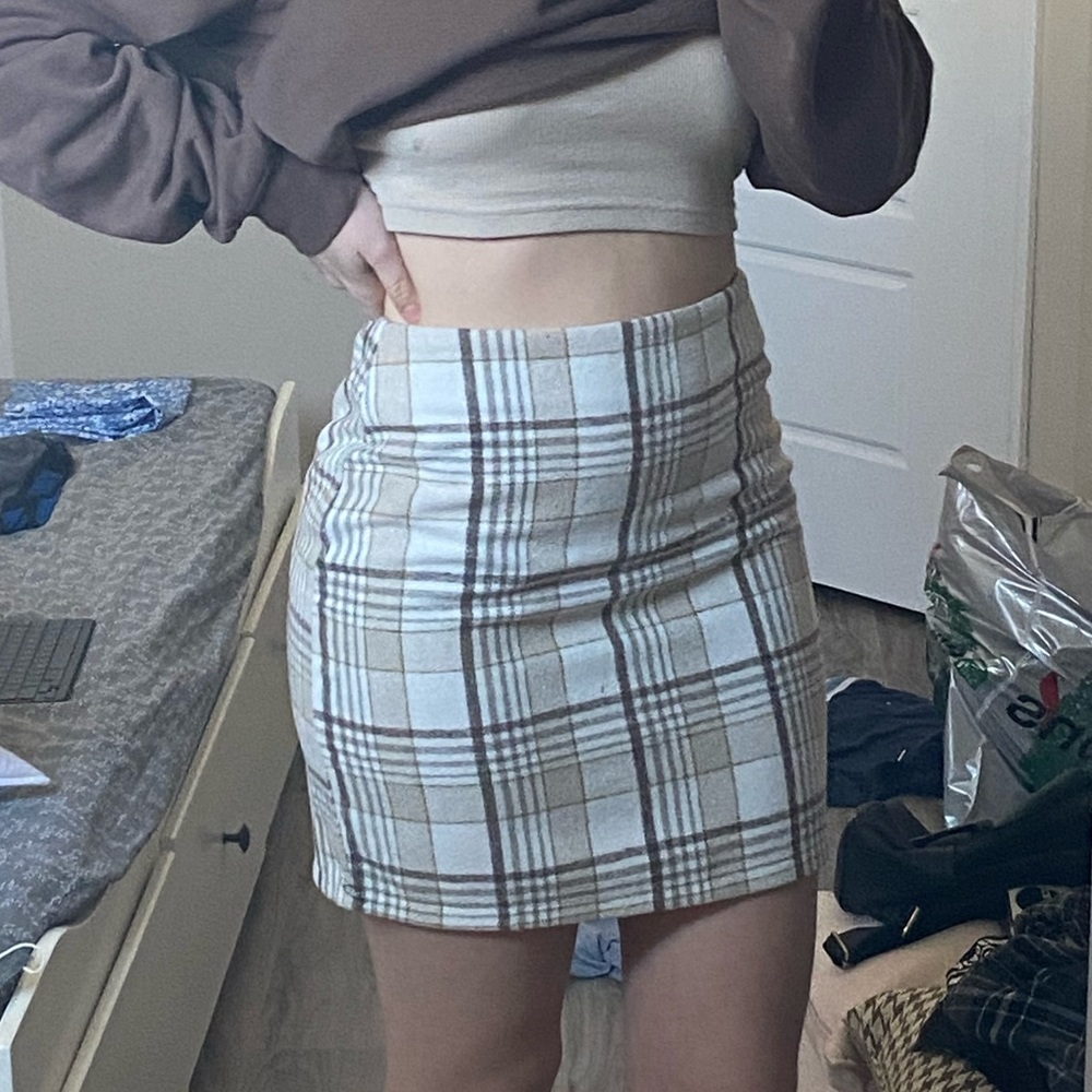NEVER WORN brown and beige skirt